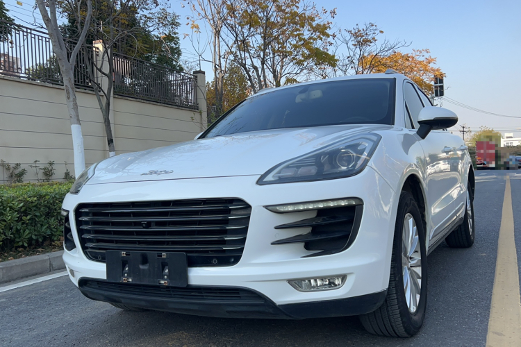 众泰SR9 2017款 2.0T 自动极致之光版车身外观1