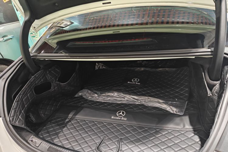 奔驰C级 2024款 C 260 L 皓夜运动版局部细节23