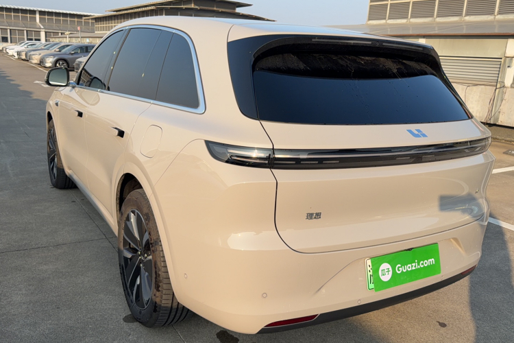 理想汽车 理想L6 2025款 Pro 智能焕新版车身外观6006