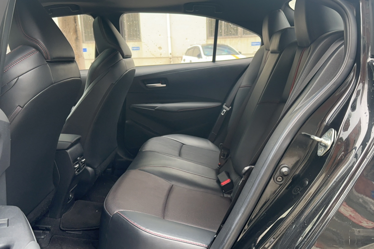 丰田 雷凌 2021款 185T CVT运动版中控内饰7006