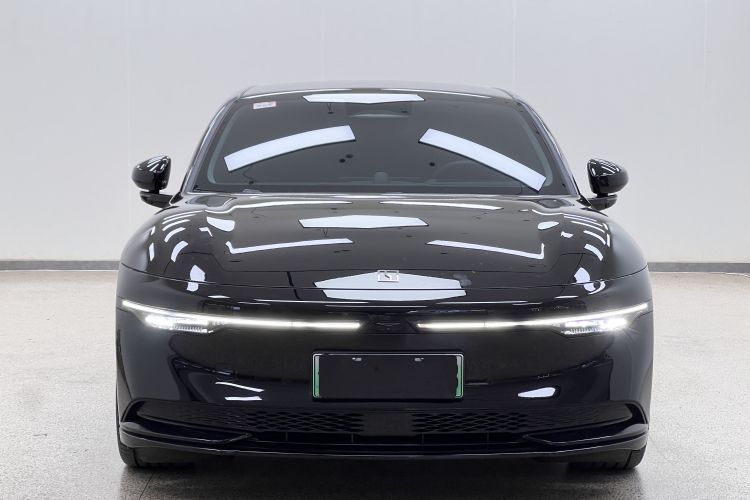 极氪007 2024款 四驱版 75kWh车身外观6004