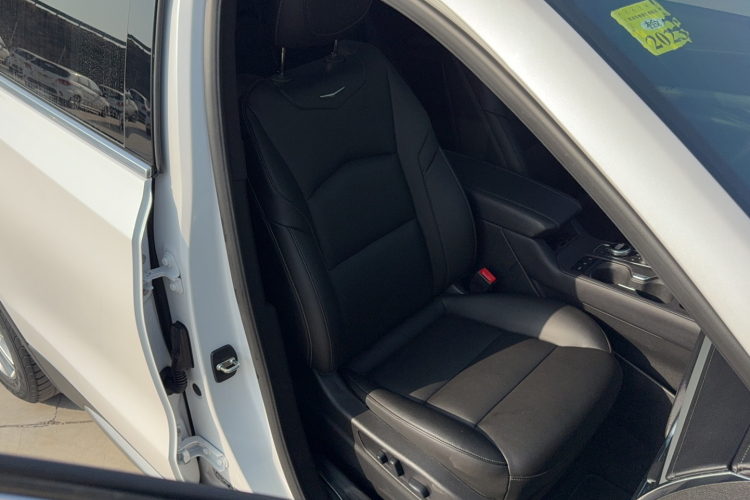 凯迪拉克XT4 2018款 28T 两驱领先型局部细节41