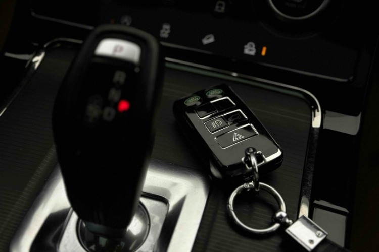 路虎 揽胜极光 2020款 249PS R-DYNAMIC S 运动版中控内饰7003