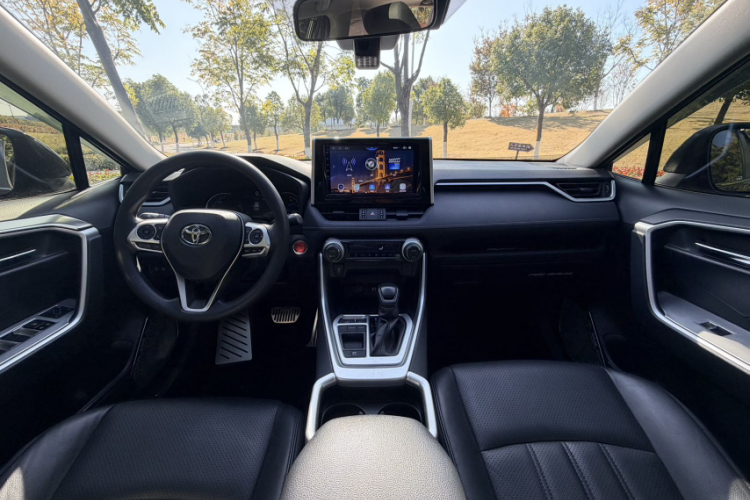 丰田 RAV4荣放 2020款 双擎  2.5L E-CVT两驱精英版中控内饰7005
