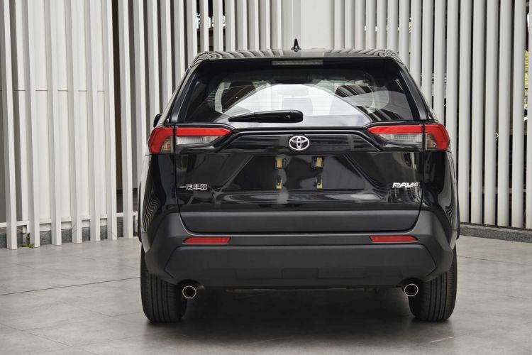 丰田 RAV4荣放 2023款 2.0L CVT两驱都市版车身外观6005
