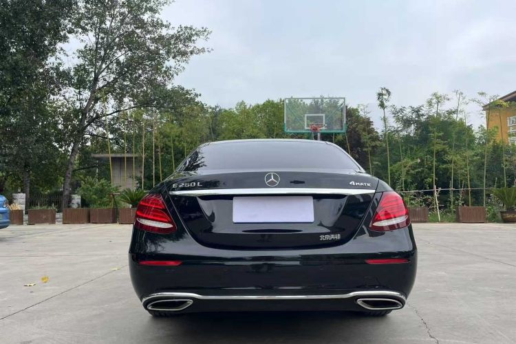奔驰E级 2020款 E 260 L 4MATIC车身外观6004