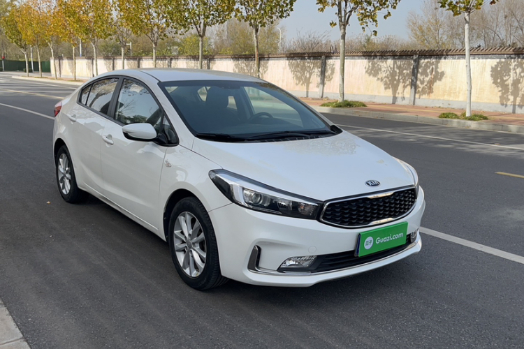 起亚K3 2017款  1.6L 自动15周年特别版GLS车身外观6004