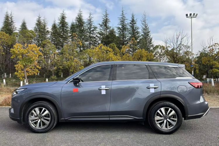 英菲尼迪QX60 2022款 2.0T 舒享版车身外观6006