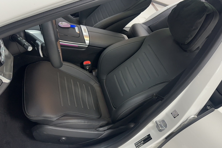 奔驰C级 2025款 C 260 L 运动版局部细节19