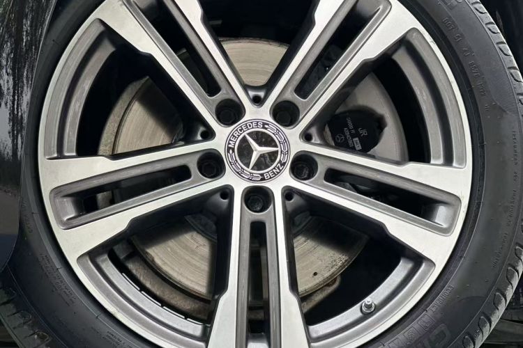 奔驰E级 2022款 改款 E 260 L 运动型车身外观6007