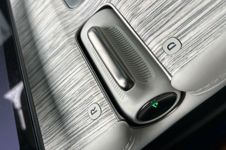 蔚来ES7 2022款 100kWh 首发版中控内饰7008