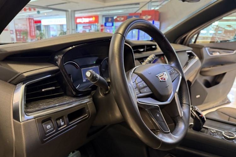 凯迪拉克XT5 2020款 28T 四驱豪华型中控内饰7003