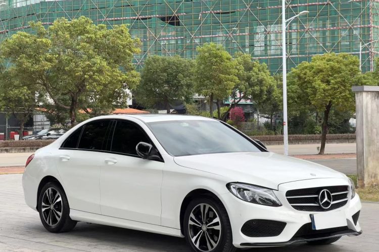 奔驰C级 2016款 C 200 运动版车身外观6002