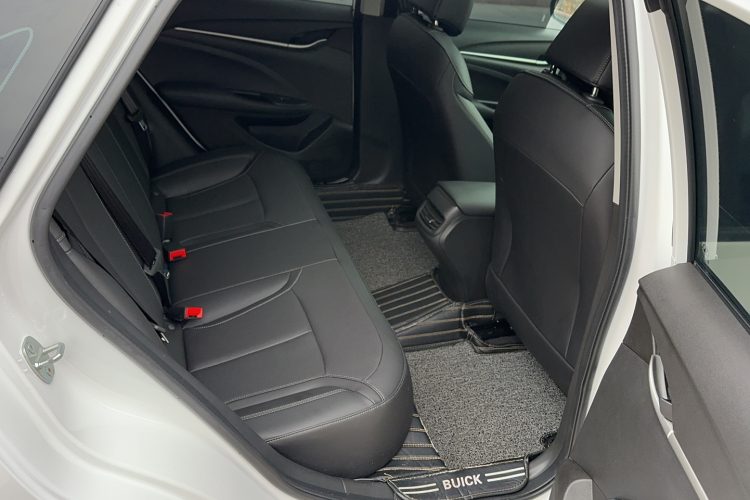 别克 英朗 2021款 改款 典范 1.5L 自动精英型中控内饰7003