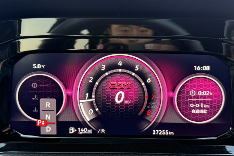 大众 高尔夫GTI 2021款 380TSI DSG GTI中控内饰15