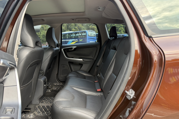 沃尔沃XC60(进口) 2014款 T5 智逸版中控内饰7009