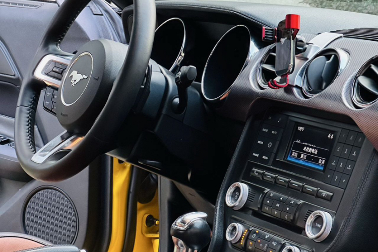 福特Mustang（平行进口）中控内饰7007