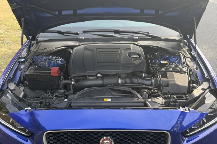 捷豹XEL 2018款 2.0T 200PS 精英版局部细节24