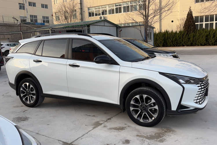 东风风神 奕炫GS 2023款 马赫版 1.5L 自动创富版车身外观6002