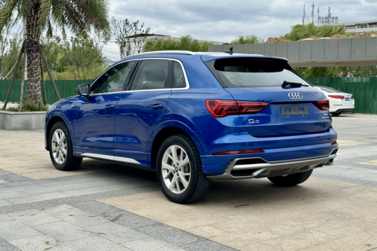 奥迪Q3 2019款 35 TFSI 进取动感型车身外观6003
