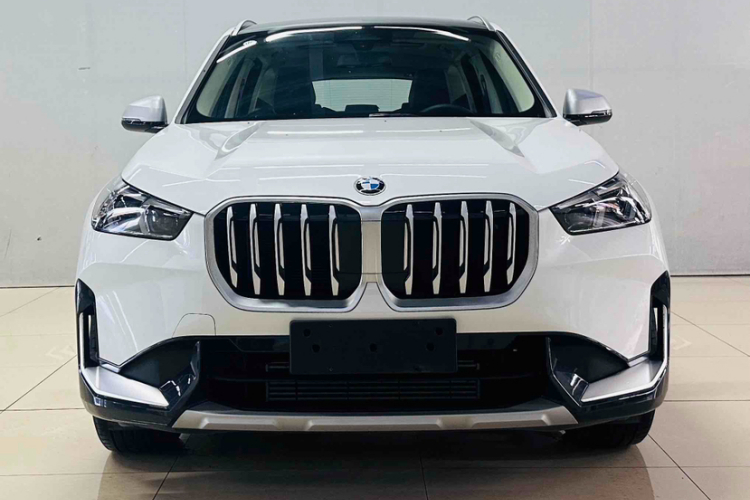 宝马X1 2023款 sDrive20Li X设计套装车身外观6006