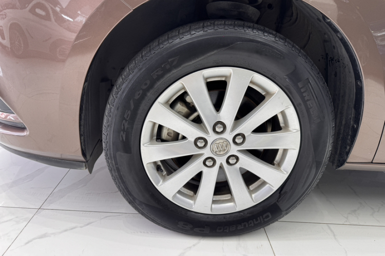 别克GL8 2018款 28T 尊贵型 国VI车身外观6002