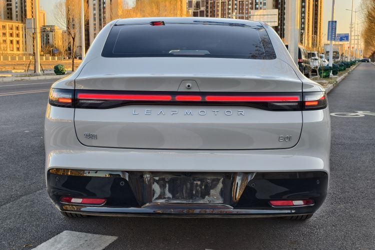 零跑汽车 零跑B01 2025款 650悦享版车身外观6005