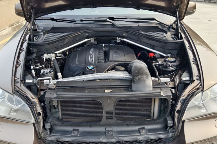 宝马X5(进口) 2013款 xDrive35i 领先型局部细节24