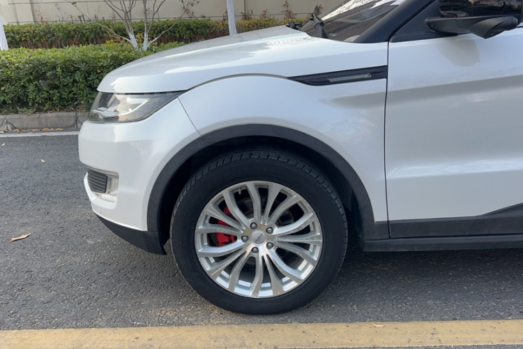 陆风X7 2015款 2.0T 全景旗舰版车身外观6004