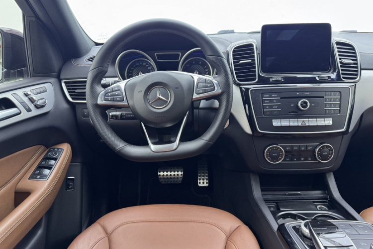 奔驰GLE 2016款 GLE 450 AMG 4MATIC中控内饰7003