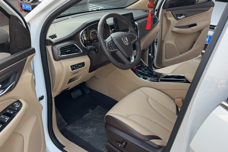宝骏730 2017款 1.8L iAMT豪华型 7座局部细节19