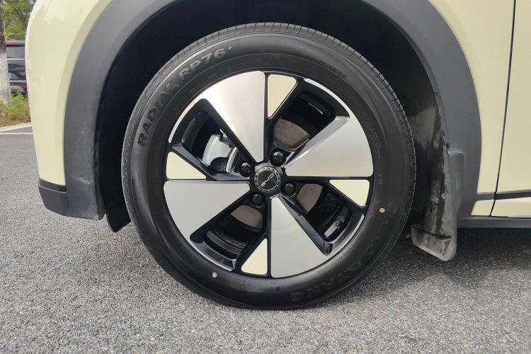 比亚迪 海豚 2023款 420km 时尚版车身外观6008