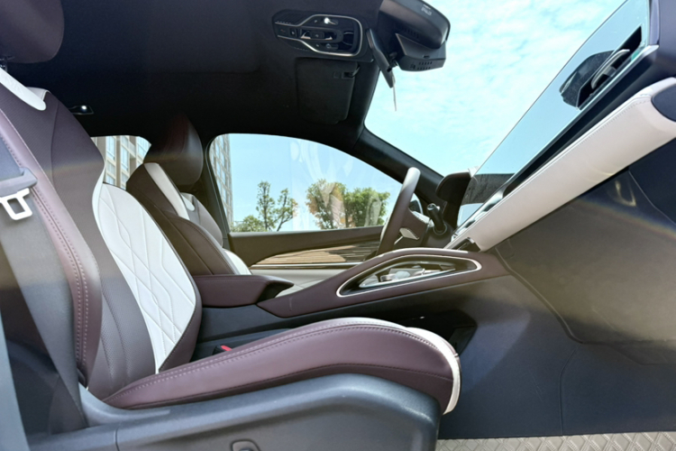 吉利汽车 星越L 2024款 2.0TD 高功自动两驱云起版局部细节9003