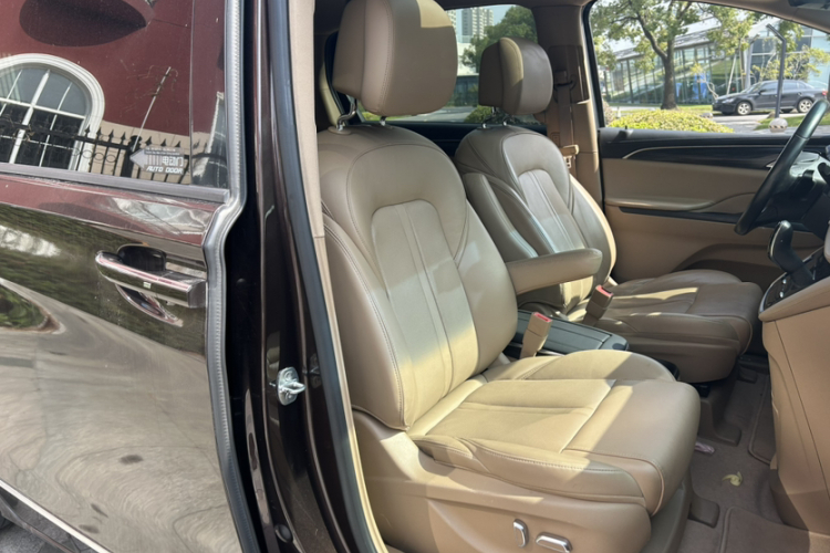 别克GL8 2020款 ES陆尊 653T 旗舰型局部细节41