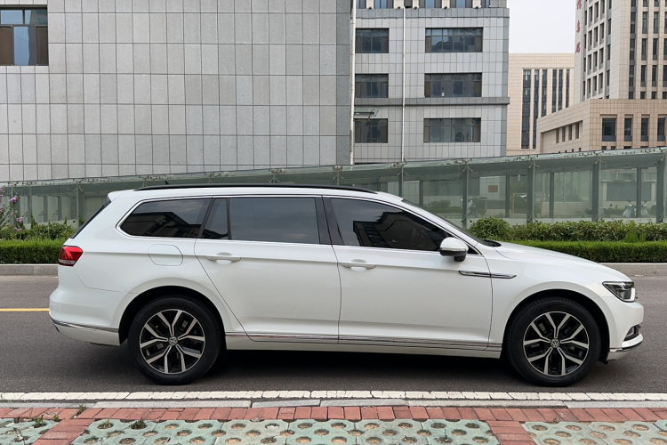 大众 蔚揽 2018款 380TSI 两驱舒行版车身外观6003