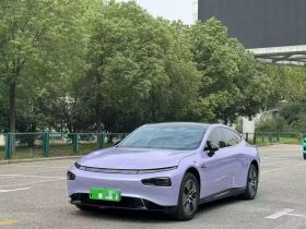 小鹏P7 2023款 P7i 702 Pro