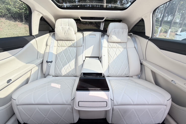 鸿蒙智行 享界S9 2025款 增程 Ultra局部细节57