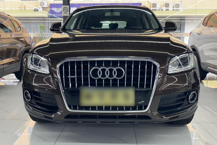 奥迪Q5 2016款 40 TFSI 进取型车身外观6005