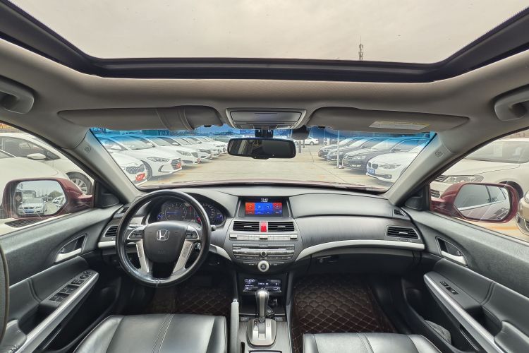 本田 歌诗图 2012款 2.4L 豪华版中控内饰7005