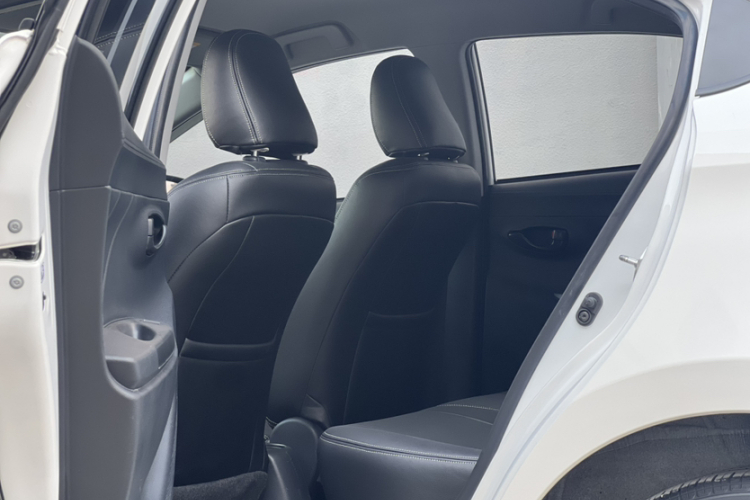 丰田 威驰 2021款 1.5L CVT创行版中控内饰7002