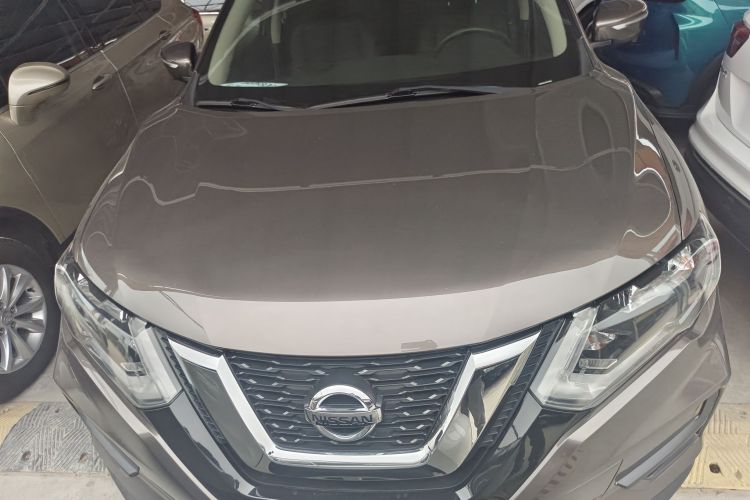 日产 奇骏 2019款 2.0L CVT舒适版 2WD车身外观6006