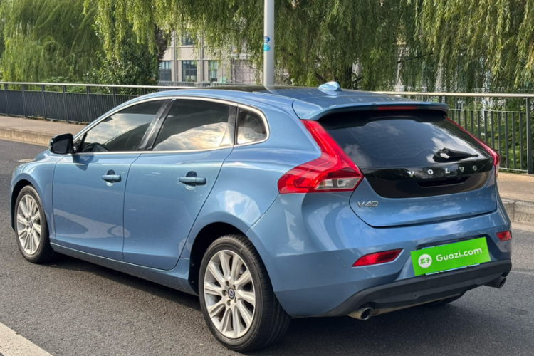 沃尔沃V40 2015款 1.6T 智雅版车身外观6010