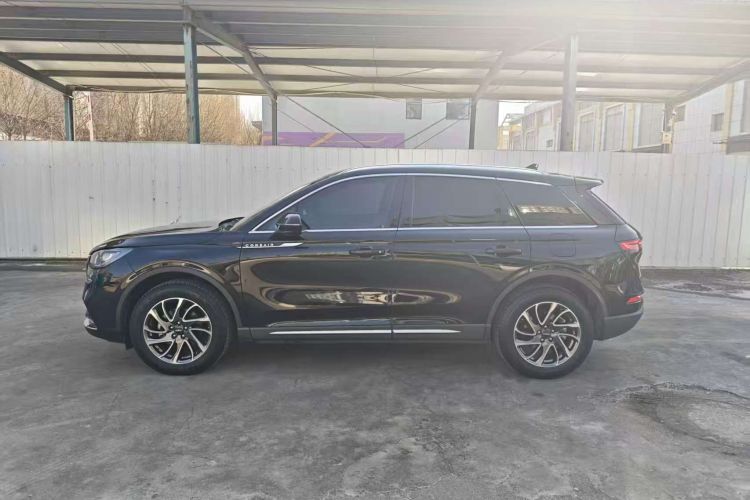 林肯 冒险家 2020款 2.0T 四驱尊雅版车身外观6005