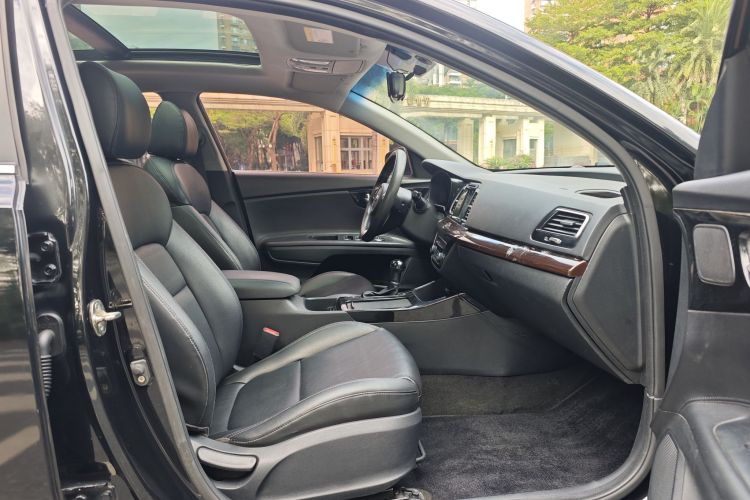 起亚K4 2014款 1.8L 自动GLS局部细节41