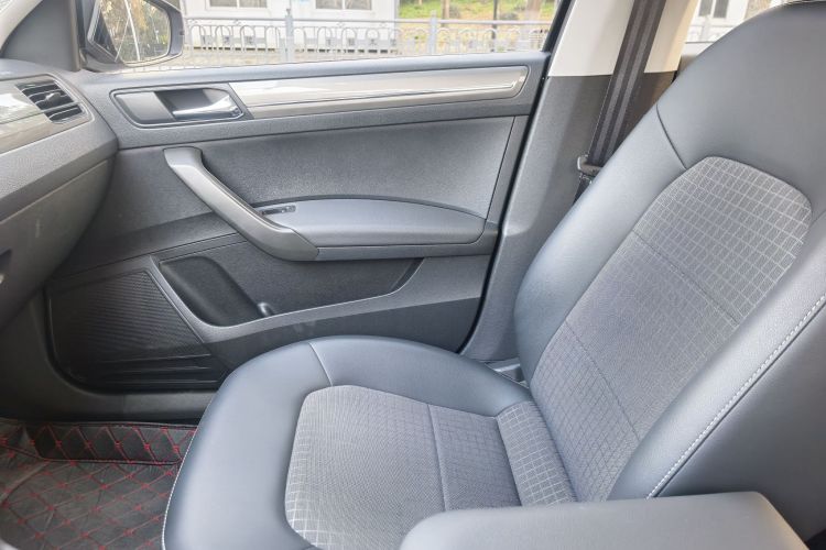 大众 桑塔纳 2019款 1.5L 自动舒适版 国VI中控内饰7002