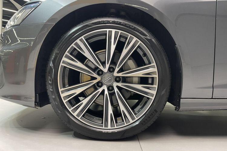 奥迪A6L 2021款 40 TFSI 豪华动感型车身外观6007