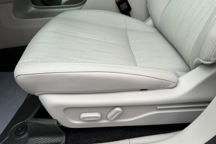 零跑汽车 零跑B01 2025款 650悦享版中控内饰7009