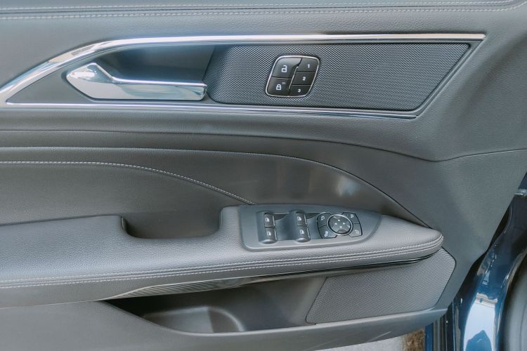 福特 金牛座 2015款 EcoBoost 245 豪华型车身外观6009