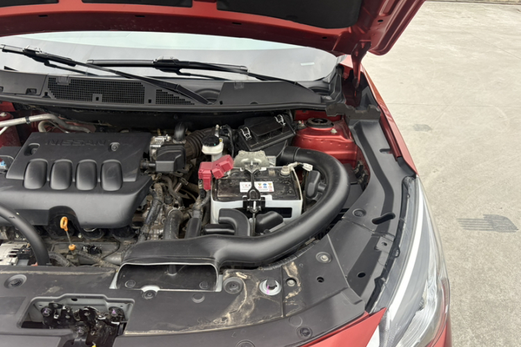 启辰T90 2017款 2.0L CVT智尚版中控内饰7011