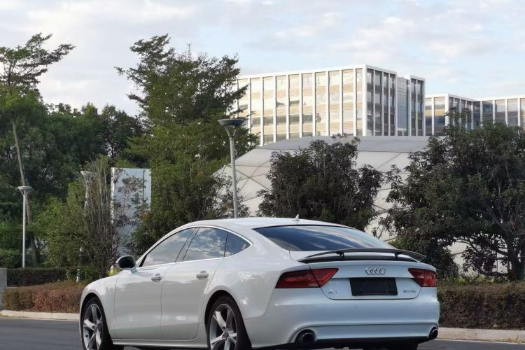 奥迪A7 2014款 30 FSI 进取型车身外观6006